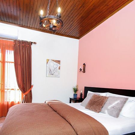 Guesthouse Alexandra Eptalofos Luaran gambar